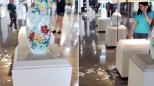12万天价花瓶︱小孩游博物馆扫落地粉碎，为何不用赔偿？