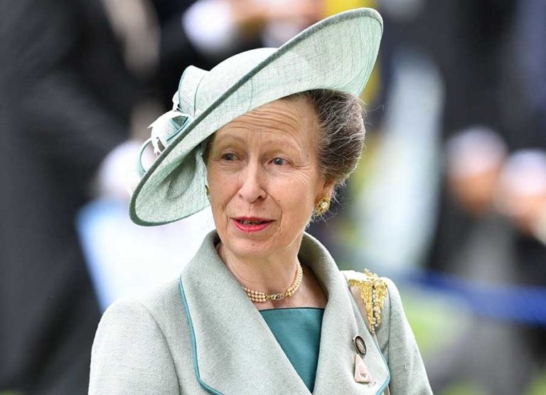 第16位-安妮公主，为英女王长女，1950年出生。