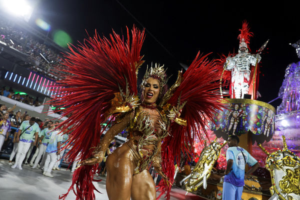 巴西狂歡節17日登場。