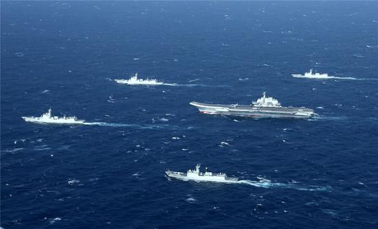 中国辽宁舰航母舰队。