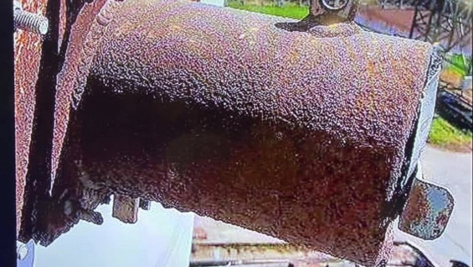 泰国巴真府14日公布不翼而飞的钢管照片。 这段钢管含有高辐射物质铯-137，影像摄于去年12月。 美联社