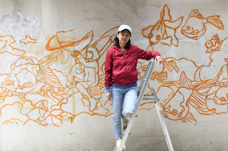 Vivian Ho今次以梦境为题材的作品，当中鱼是她最喜欢画的事物。