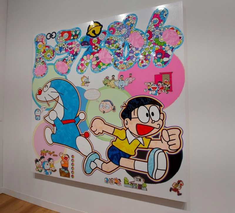 知名日本艺术家村上隆今年作品之一，取材自大家熟悉的卡通《多啦A梦》。