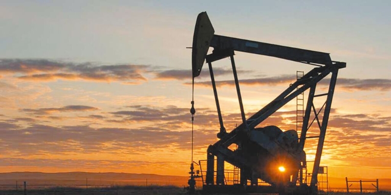 沙特阿拉伯和其他主要油国今天出人意表宣布自5月起至年底每天共将减产115万桶原油。 图/美联社