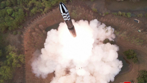 朝鲜稍早宣布已测试新型固态燃料洲际弹道飞弹