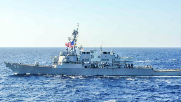 美军舰米利厄斯号4月16日通过台湾海峡