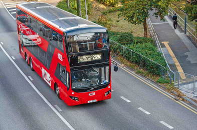 九巴目标在2040年将全线车队升级至零排放巴士，并已制定了巴士电动化蓝图。