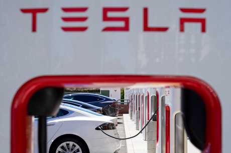 美电动车股Tesla升近5%，势录11连升