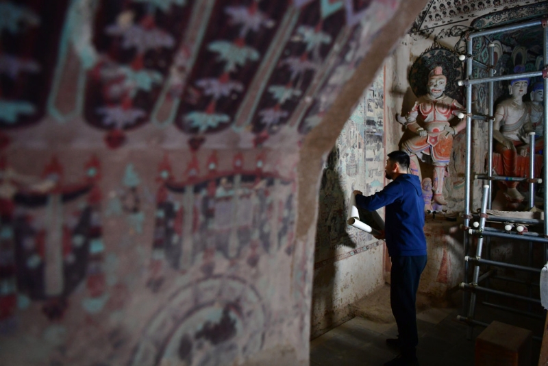 敦煌壁画有逾千年历史，非常珍贵