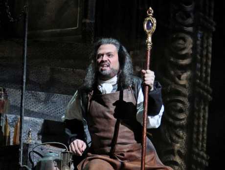 大卫·丹尼尔斯2011年在纽约大都会歌剧院献唱