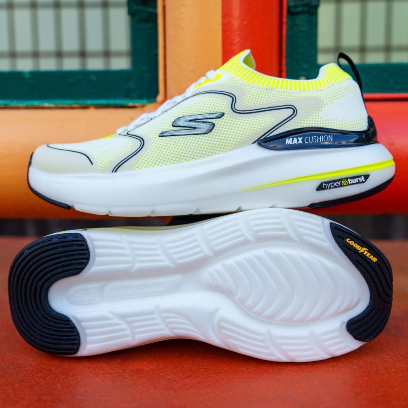 男装Max Cushioning Hyper Burst轻量中底高回弹力跑鞋