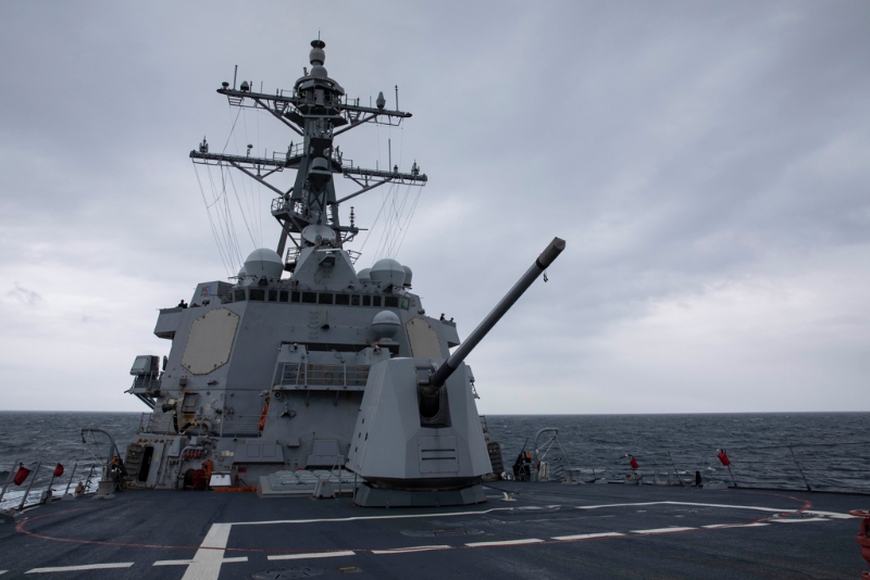 美军勃克级（Arleigh Burke-class）导向导弹驱逐舰强生号（USS Ralph Johnson，DDG 114）9日通过台湾海峡。