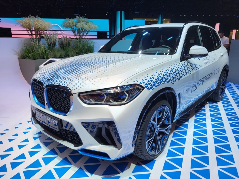 BMW iX5 Hydrogen