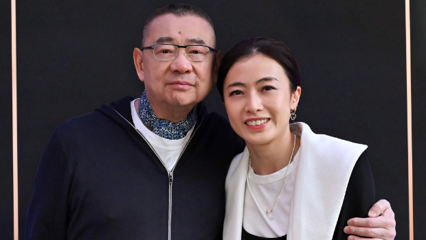 大刘与太太甘比2016年正式结婚。