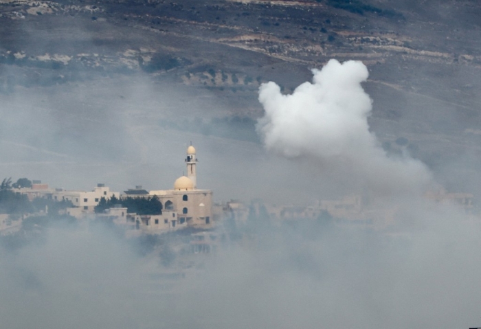真主党发射导弹及火箭炮，以色列北部多维夫烟雾弥漫。