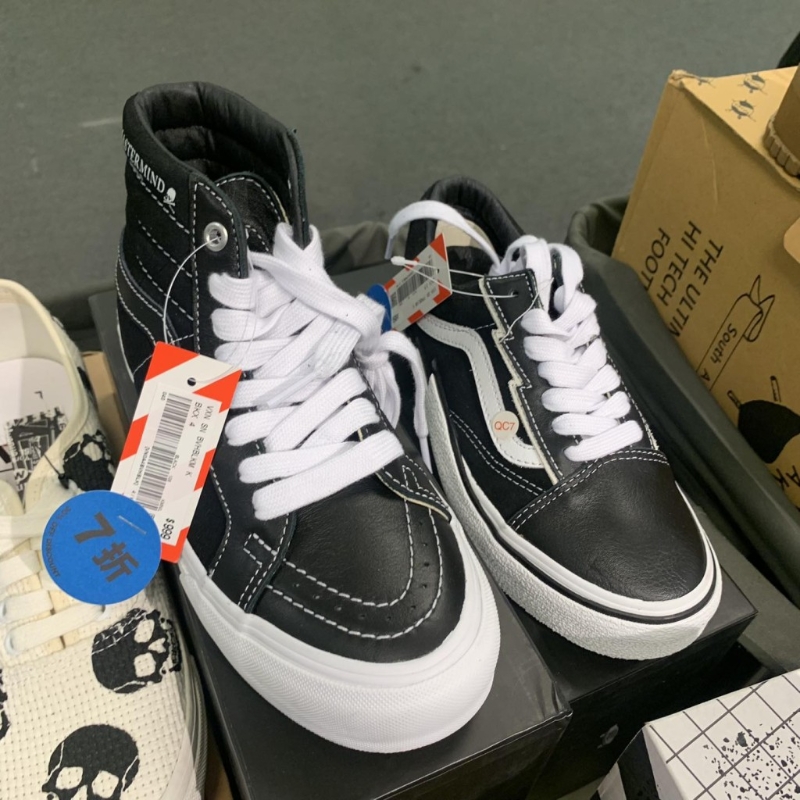 Vans（图片来源：Harbour City Bazaar），