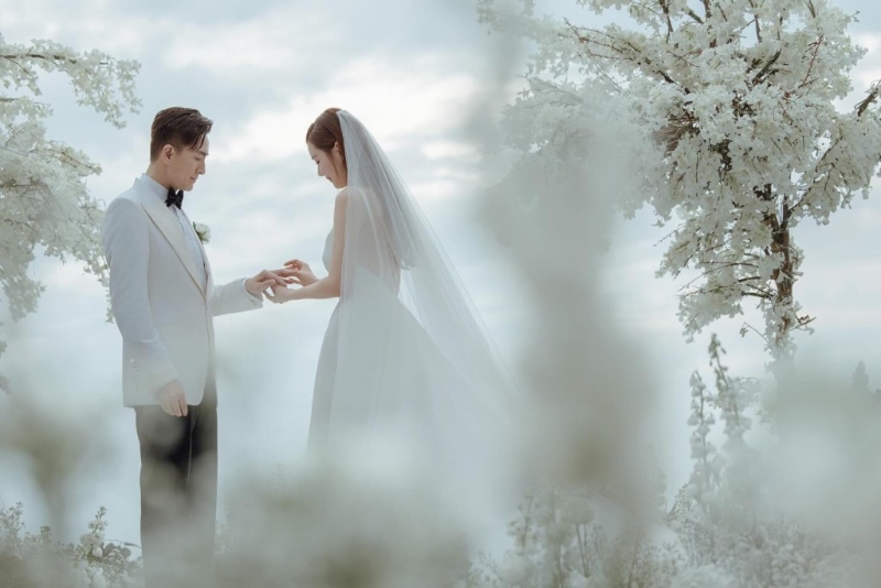 马国明与汤洛雯昨日（16日）宣布已经结婚。