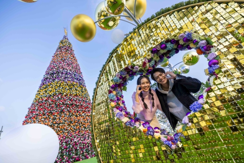 「香港冬日缨纷巡礼」的圣诞小镇将进行多元化限定表演。旅发局图片