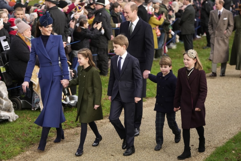 威廉一家5口最近一次合体公开露面，是在去年12月的皇室圣诞礼拜仪式上。 美联社