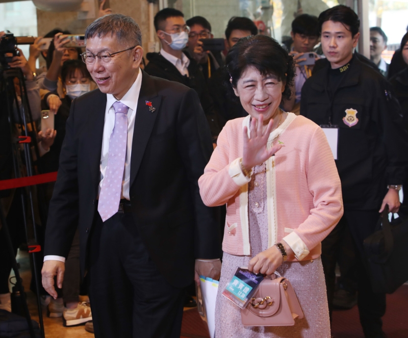 民众党主席柯文哲（左）与夫人陈佩琪（右）。（中时资料照）