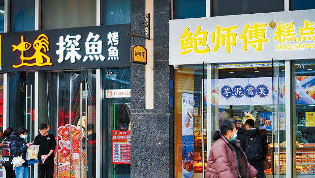在深圳湾口岸附近有不少受欢迎的食店。