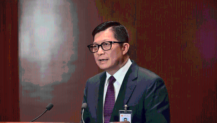 保安局局长邓炳强。