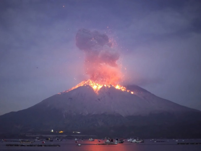 鹿儿岛樱岛火山爆发。网上图片