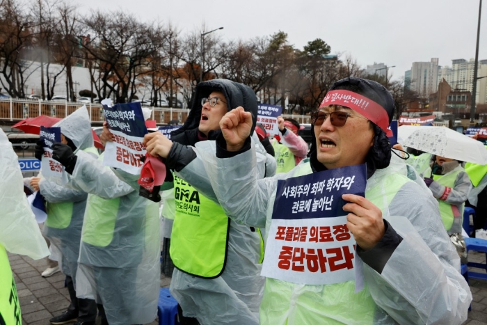 因应医生罢工，韩国公卫警报升至最高级。