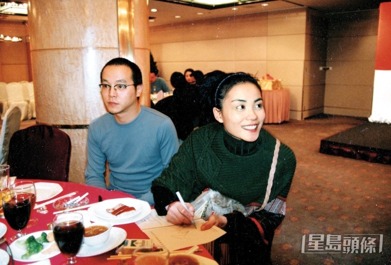 王菲曾嫁北京音乐人窦唯。