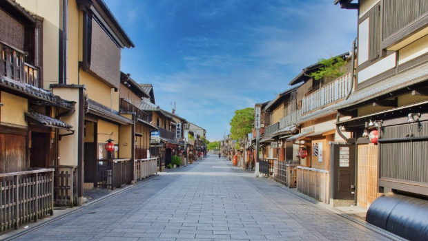 京都祇园花见小路。