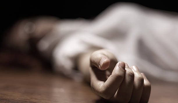印尼曝行李箱弃尸案，23岁女卖淫后索原4倍肉金，嫖客暴怒虐杀