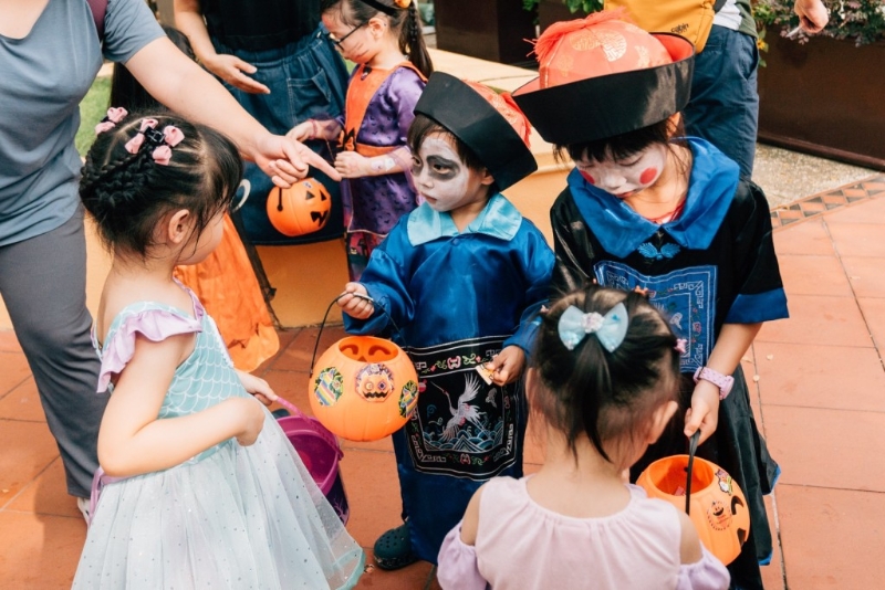 跟着糖果地图到访不同商户领取糖果Trick or Treat！（图片来源：黄金海岸商场）