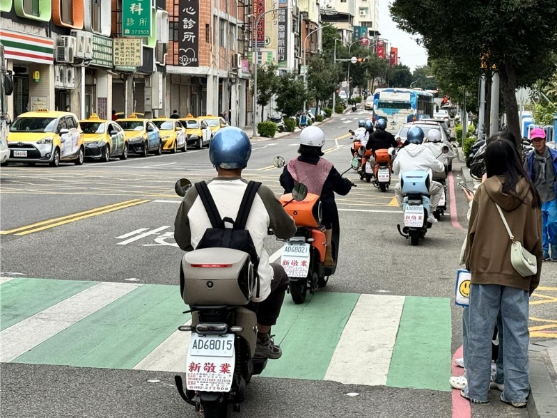 金门最近在街上与各大景点陆客越来越多，民众担忧昔日满街自由行陆客骑车乱串的乱象恐又将到来。